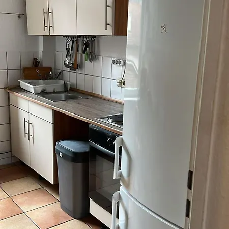 Monteurwohnungen In Linden-mitte, Nahe Der B6 דירה