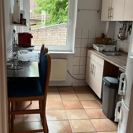 Monteurwohnungen In Linden-mitte, Nahe Der B6 Apartamento